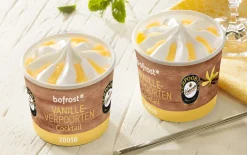 IJsbekers vanille-advocaat