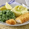 Krokante visfilet met spinazie en puree met kruiden