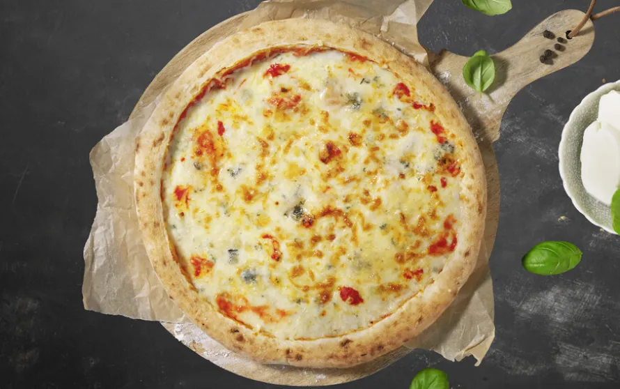 Pizza con 4 formaggi