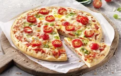 Pizza 'Soft & Crispy' provolone-mozzarella