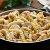 Spirelli met kip en champignons in roomsaus